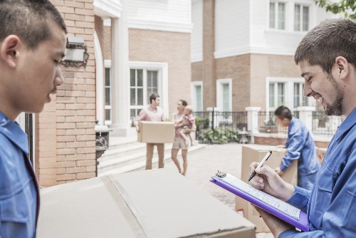 Moving truck service for local Bickley home relocations