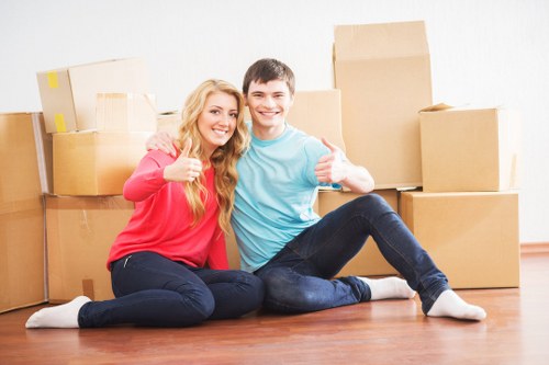 Careful packing and loading support for a flat move
